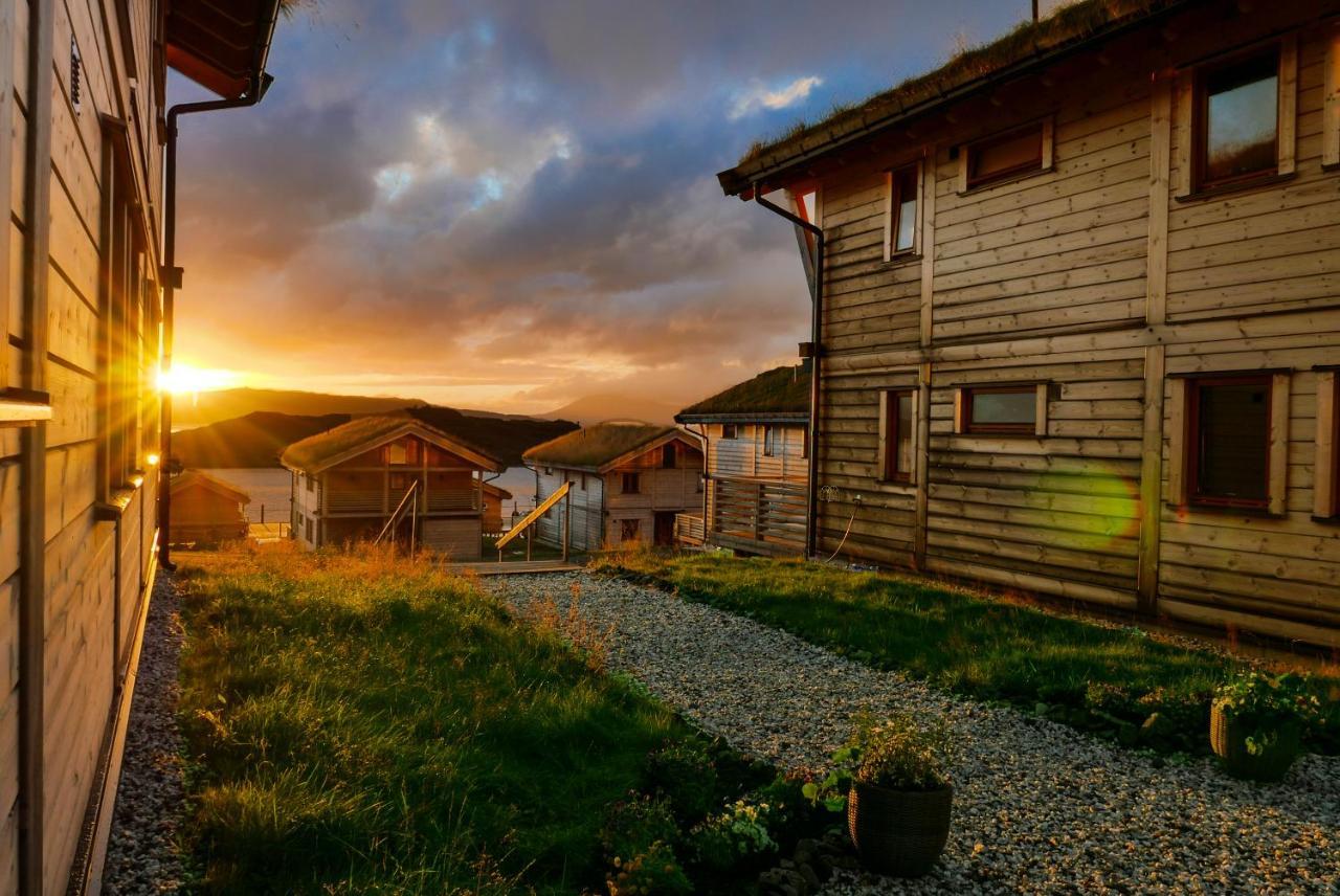 Mikkelvik Brygge Villa Mikkelvika ภายนอก รูปภาพ
