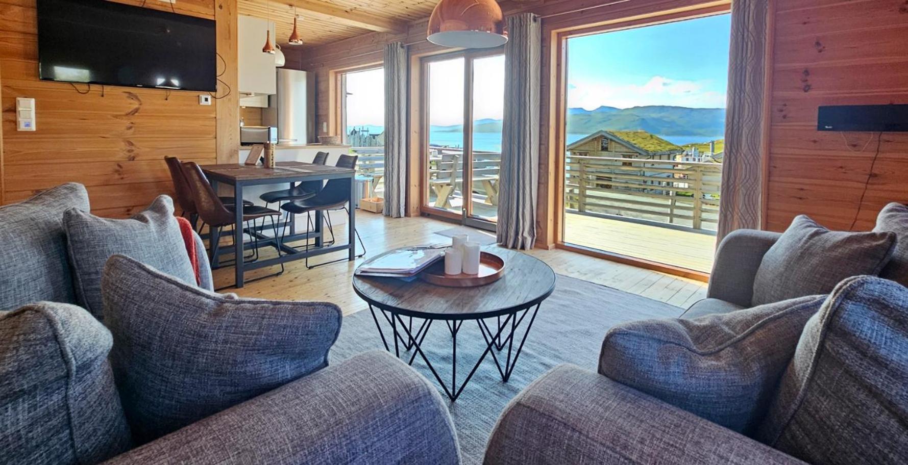 Mikkelvik Brygge Villa Mikkelvika ภายนอก รูปภาพ