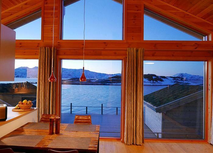 Mikkelvik Brygge Villa Mikkelvika ภายนอก รูปภาพ