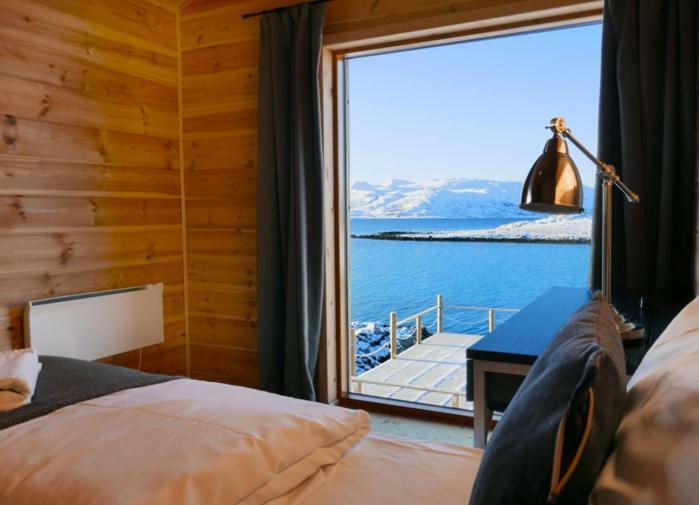 Mikkelvik Brygge Villa Mikkelvika ภายนอก รูปภาพ